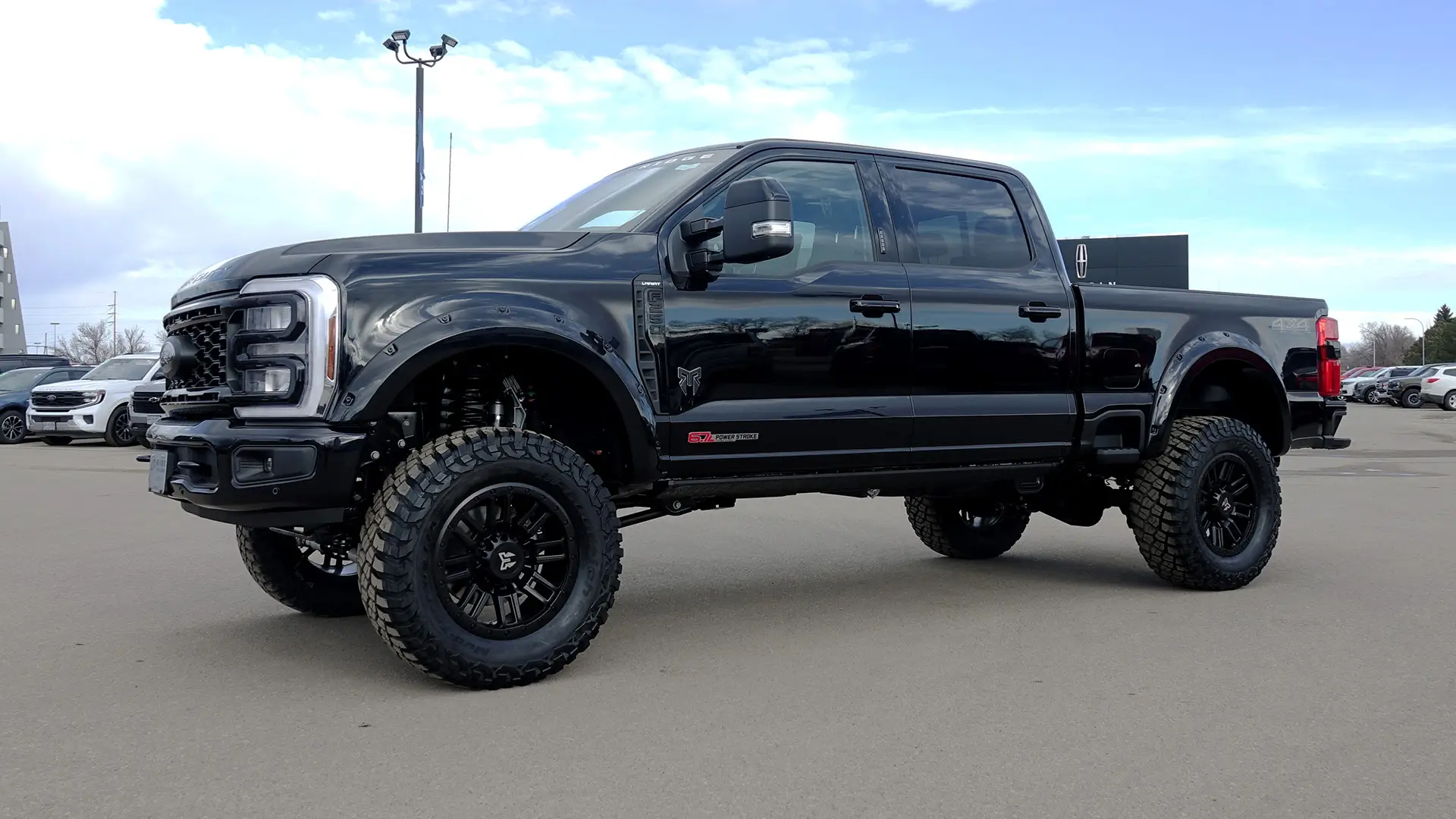 F-250 Black Exterior View 4